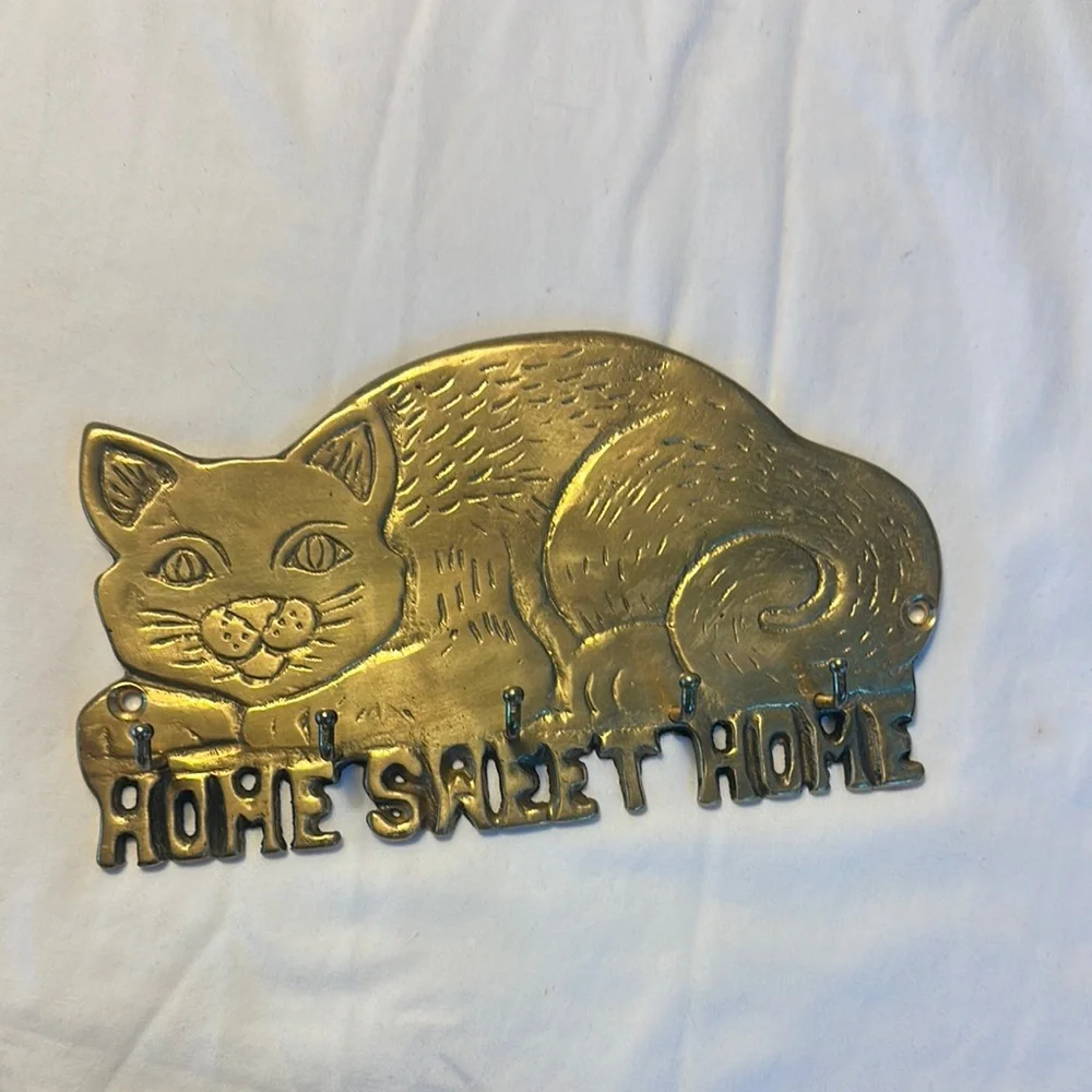 Vintage brass Cat Wall Decor with Hooks